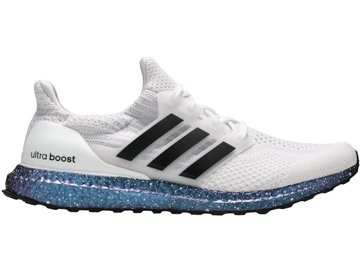 https://d2cva83hdk3bwc.cloudfront.net/GX2620-adidas-ultra-boost-5-0-dna-white-blue-metallic-1.jpg