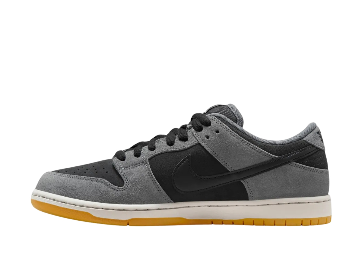 https://d2cva83hdk3bwc.cloudfront.net/HF3063-001-nike-sb-dunk-low-dark-smoke-grey-2.jpg