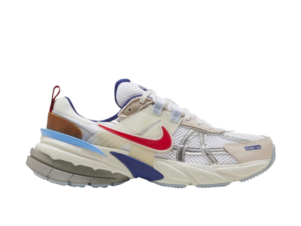 https://d2cva83hdk3bwc.cloudfront.net/HF5724-061-nike-v2k-run-metallic-silver-gym-red-university-blue-w-1.jpg