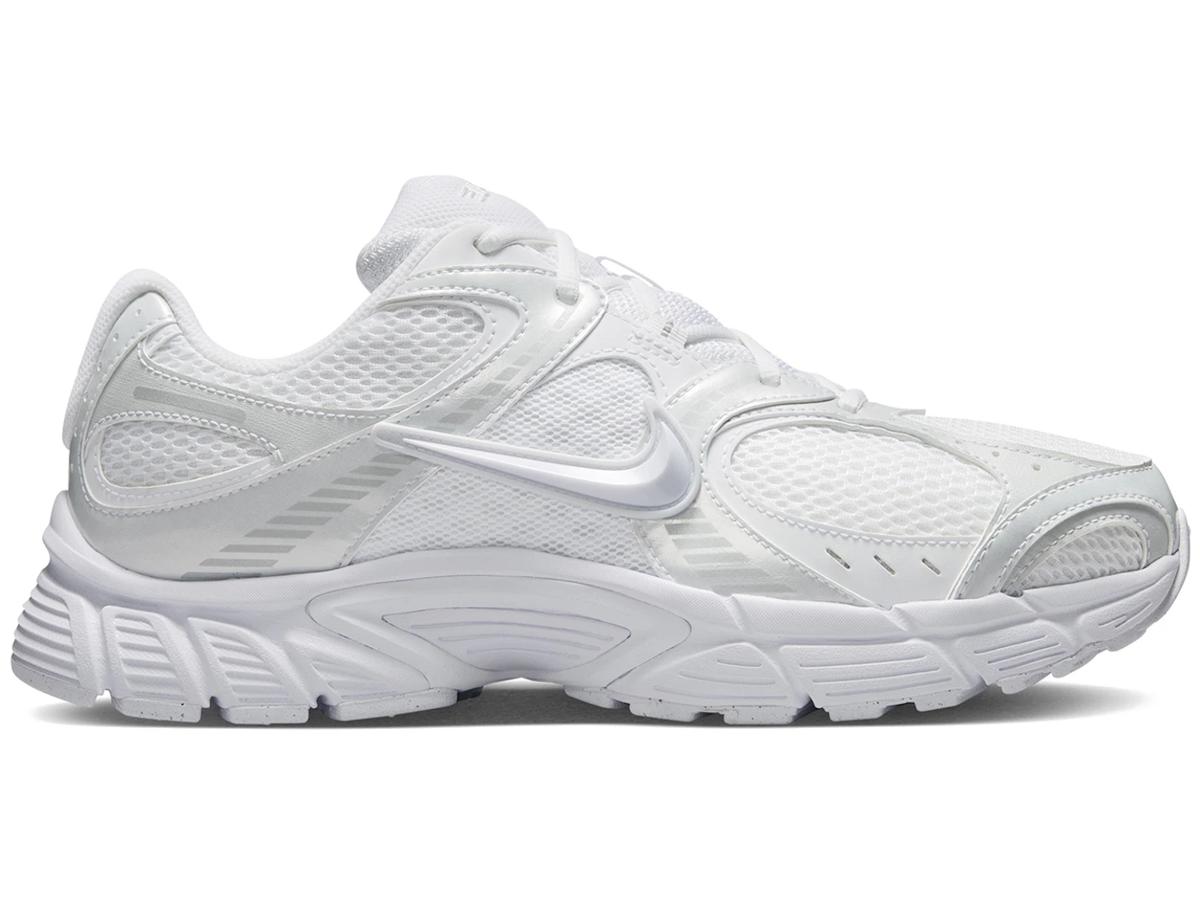 https://d2cva83hdk3bwc.cloudfront.net/HJ5228-101-nike-v5-rnr-white-black-metallic-silver-1.jpg