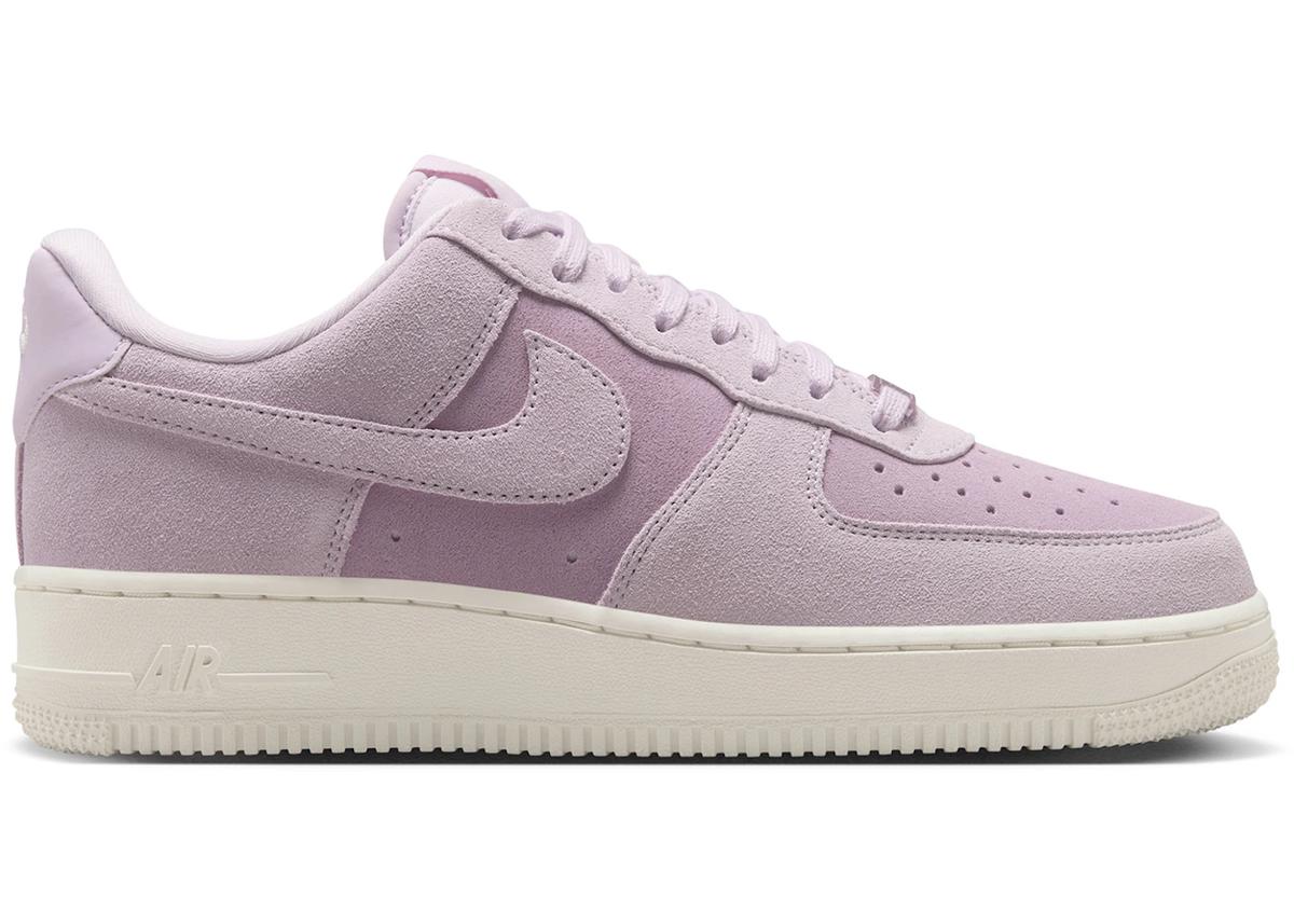 https://d2cva83hdk3bwc.cloudfront.net/HJ5336-500-nike-air-force-1-low-07-doll-sail-women-s--1.jpg