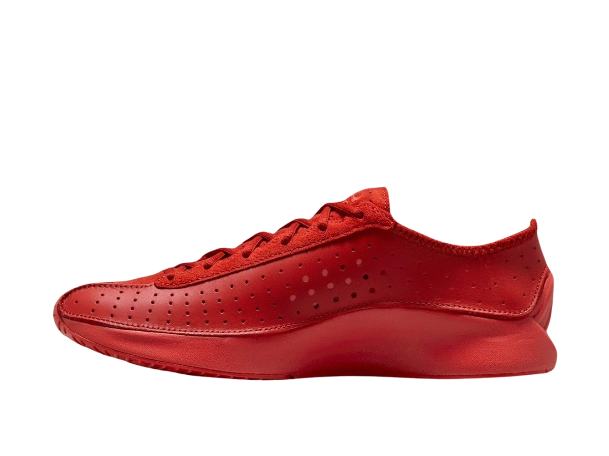 https://d2cva83hdk3bwc.cloudfront.net/HJ8082-601-nike-air-superfly-mystic-red-w-2.jpg