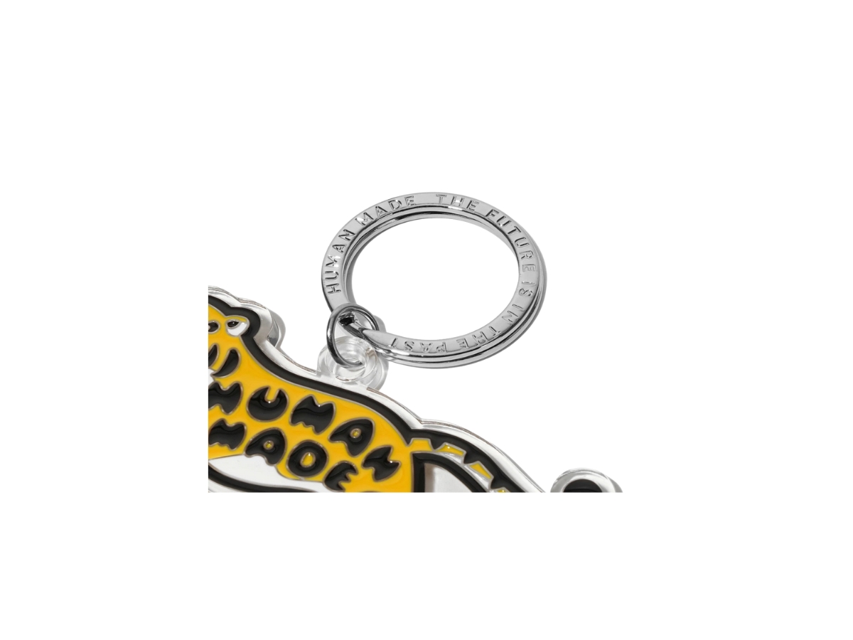 https://d2cva83hdk3bwc.cloudfront.net/HM28GD094-YELLOW-human-made-animal-keychain-yellow-2.jpg