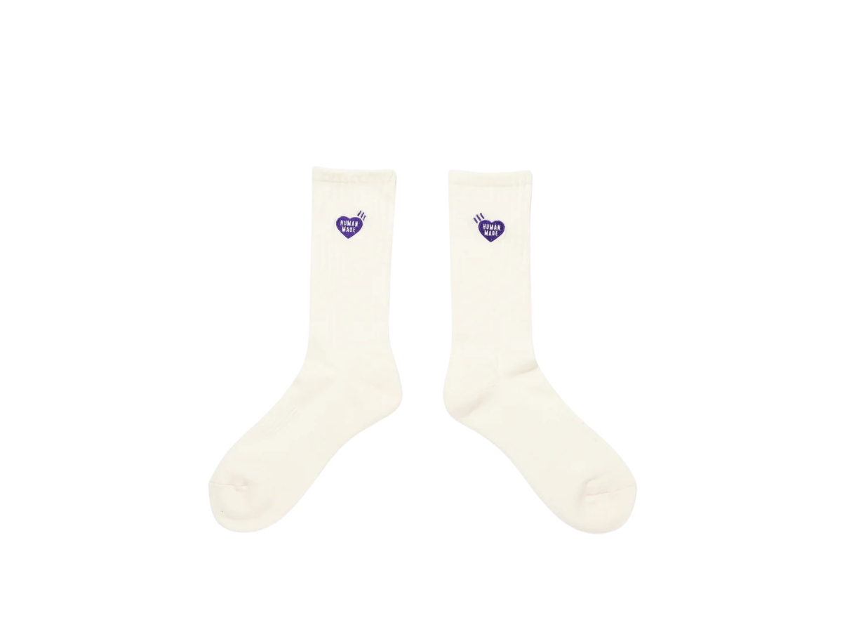 https://d2cva83hdk3bwc.cloudfront.net/HM29GD060-WHITE-human-made-pile-socks-white-2.jpg