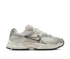 Buy Nike V5 RNR Sail Light Orewood Brown (Women's) at Sasom – Authentic and Ready to Ship