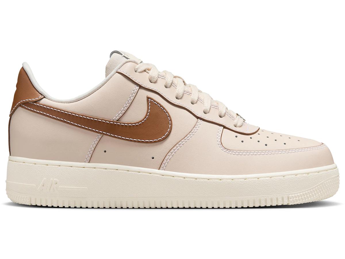 https://d2cva83hdk3bwc.cloudfront.net/IB8865-221-nike-air-force-1-07-pearl-white-pale-ivory-sail-light-british-tan-1.jpg