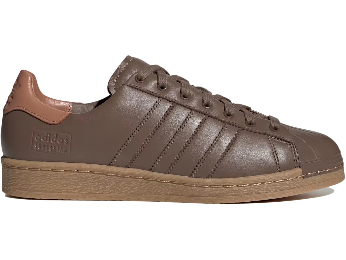 https://d2cva83hdk3bwc.cloudfront.net/IE2299-adidas-superstar-lux-earth-strata-gum-1.jpg