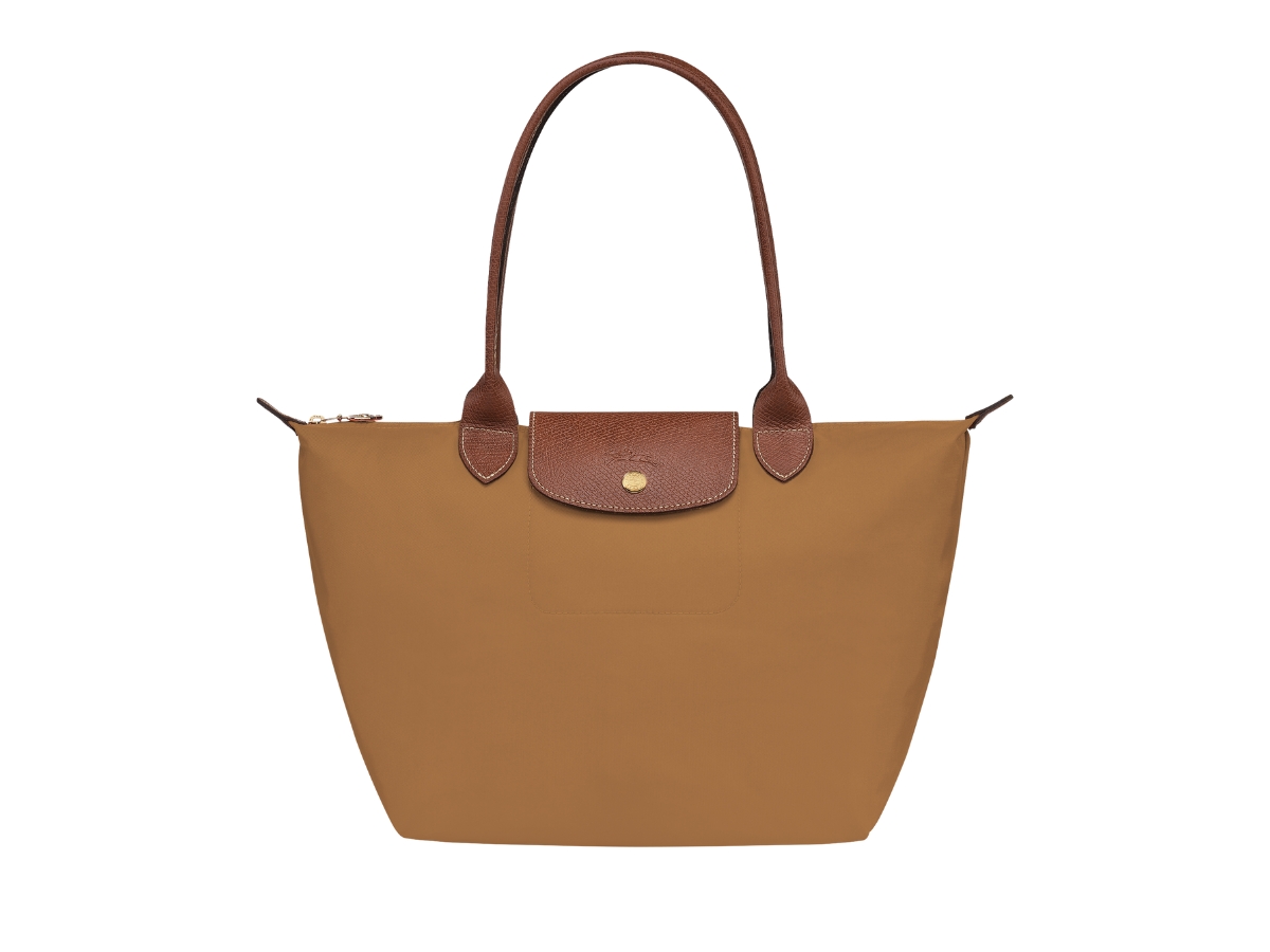 https://d2cva83hdk3bwc.cloudfront.net/L2605089P86-longchamp-le-pliage-original-m-tote-bag-in-recycled-canvas-with-gold-hardware-fawn-1.jpg