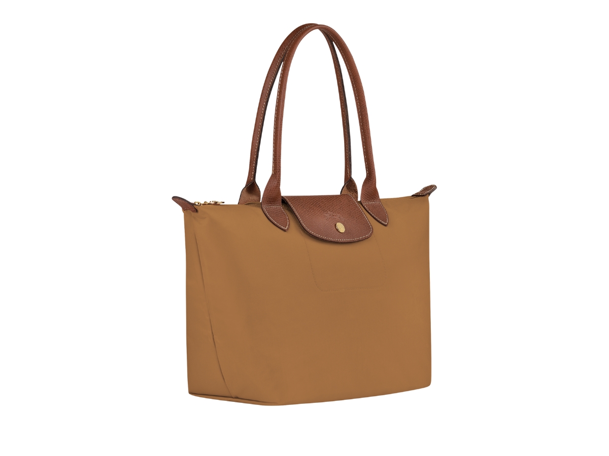 https://d2cva83hdk3bwc.cloudfront.net/L2605089P86-longchamp-le-pliage-original-m-tote-bag-in-recycled-canvas-with-gold-hardware-fawn-2.jpg