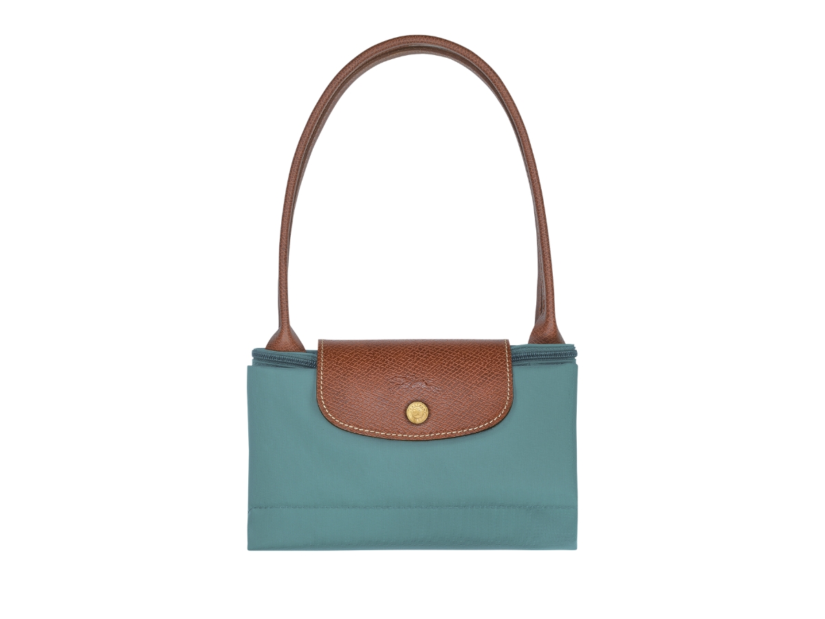 https://d2cva83hdk3bwc.cloudfront.net/L2605089P93-longchamp-le-pliage-original-m-tote-bag-in-recycled-canvas-with-gold-hardware-eucalyptus-4.jpg