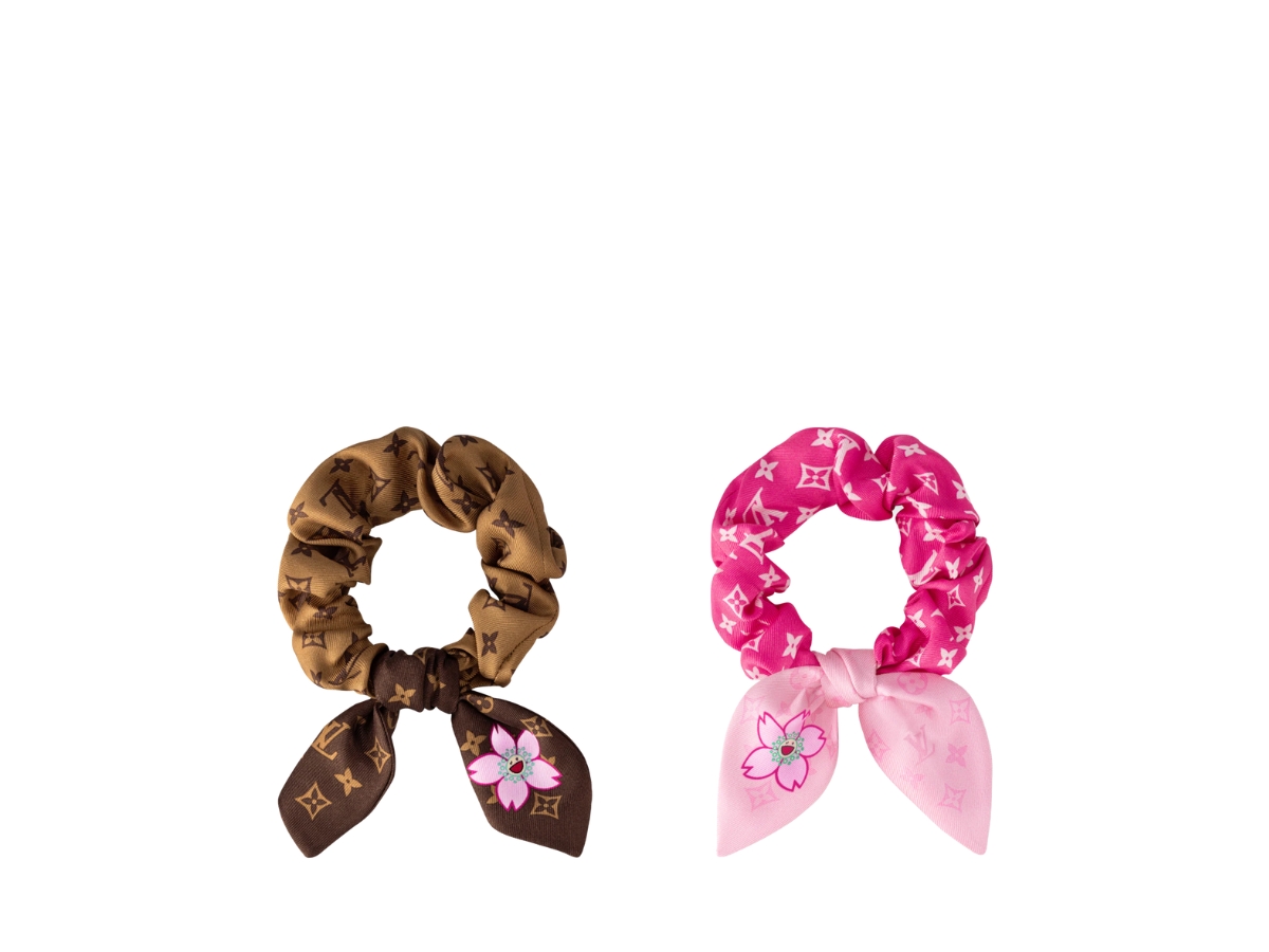 https://d2cva83hdk3bwc.cloudfront.net/M96067-louis-vuitton-x-takashi-murakami-scrunchie-set-cherry-blossom-sakura-brown-1.jpg