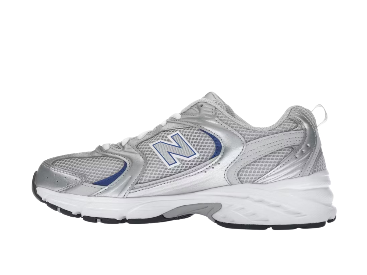 https://d2cva83hdk3bwc.cloudfront.net/MR530BS-new-balance-530-light-grey-silver-blue-2.jpg