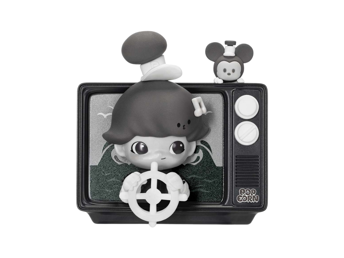 https://d2cva83hdk3bwc.cloudfront.net/PM-BBCCCPMTCOSWDWDSFMBBFJ8E-pop-mart-the-captain-of-steamboat-willie-dimoo-world-disney-series-fridge-magnet-blind-box-1.jpg