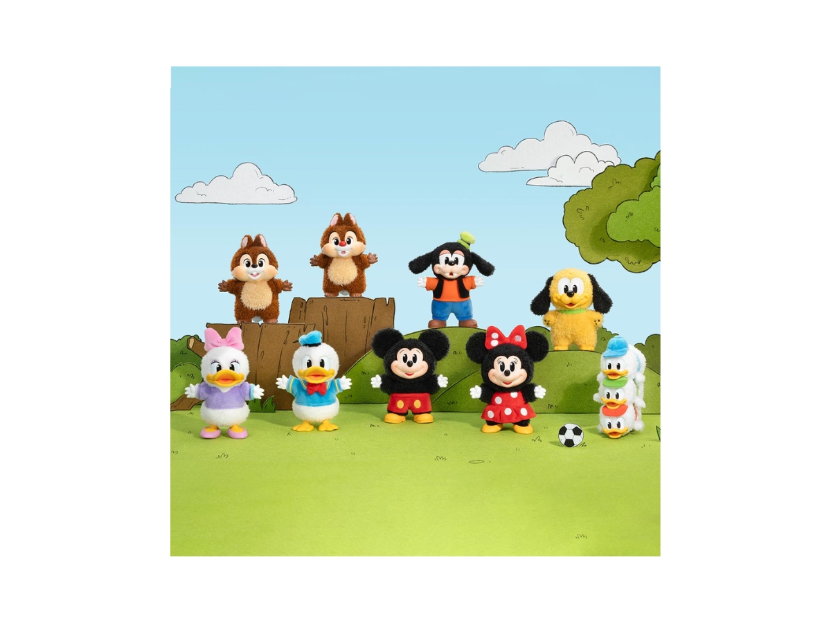 https://d2cva83hdk3bwc.cloudfront.net/PM-BBCPMMFCTKSFSBRI71-pop-mart-mickey-family-cute-together-keychain-series-figures-single-box-2.jpg