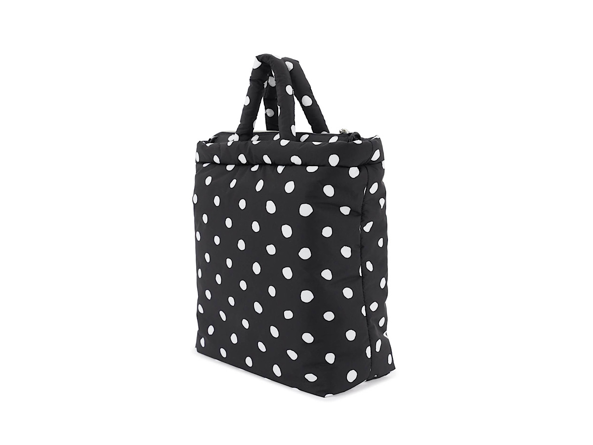 https://d2cva83hdk3bwc.cloudfront.net/SHMP0105U1P6263-marni-polkadot-print-tote-bagm-2.jpg