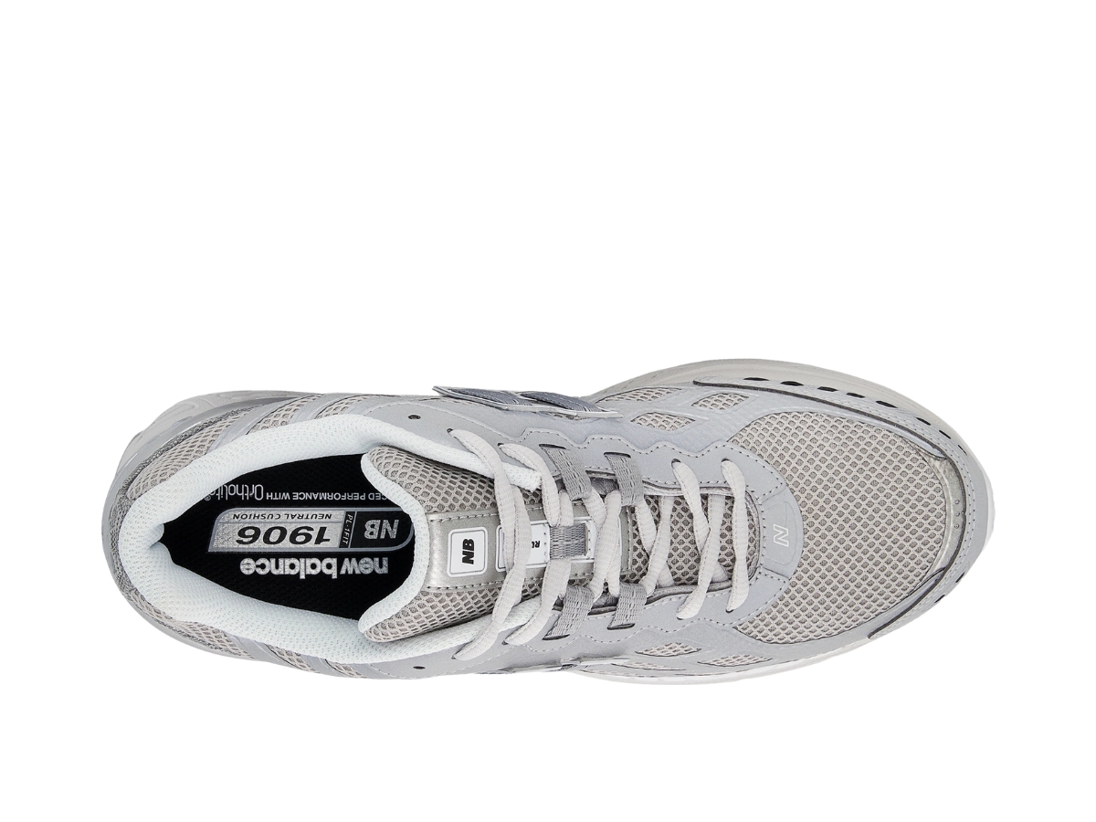 https://d2cva83hdk3bwc.cloudfront.net/U1906WFE-new-balance-1906w-silver-metallic-3.jpg