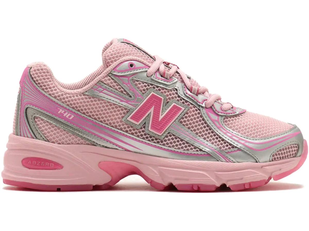 靴 New Balance Women's 740 \