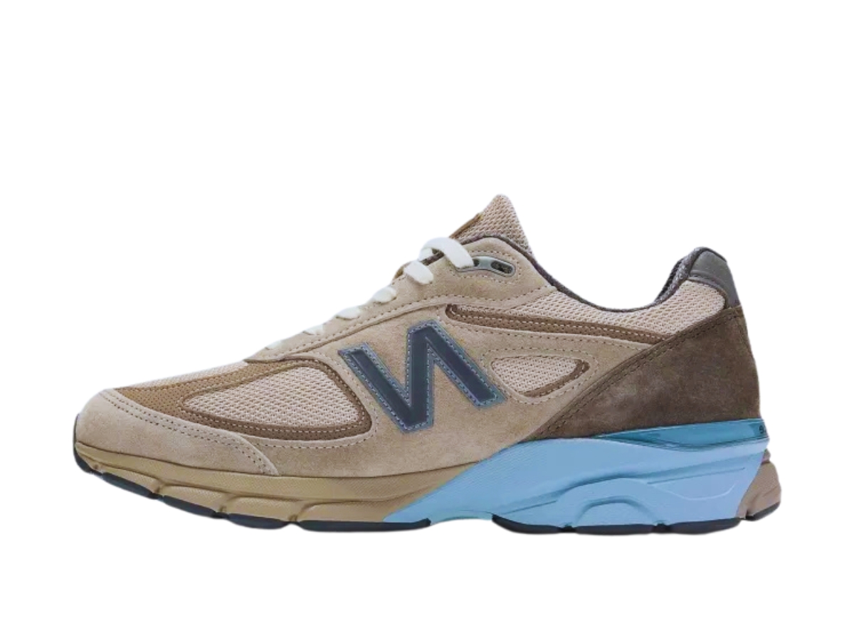 https://d2cva83hdk3bwc.cloudfront.net/U990AR4-new-balance-990v4-miusa-auralee-grey-2.jpg