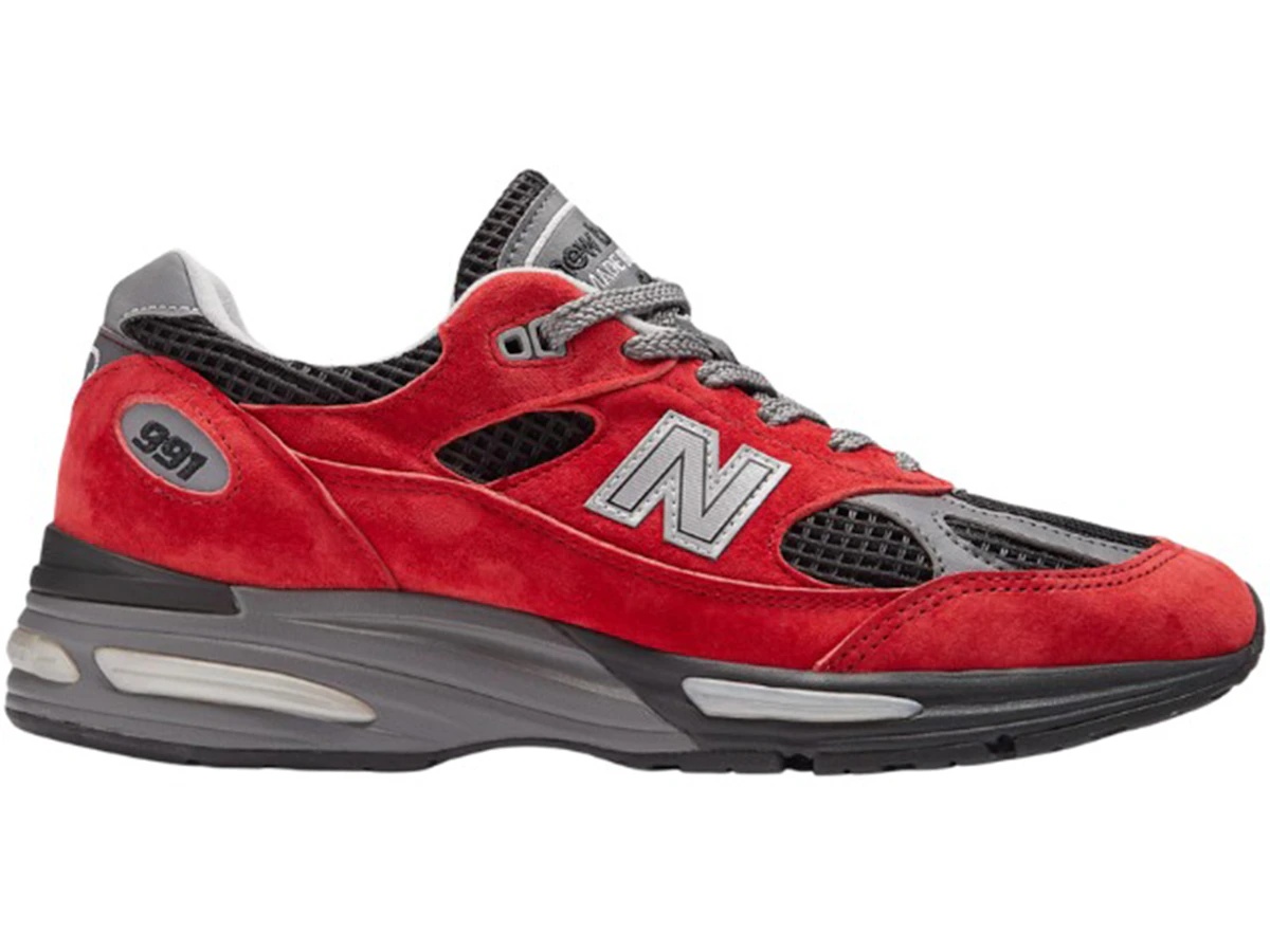 https://d2cva83hdk3bwc.cloudfront.net/U991KR2-new-balance-991v2-miuk-city-exclusive-pack-greater-china-nb-grey-shanghai-exclusive--1.jpg
