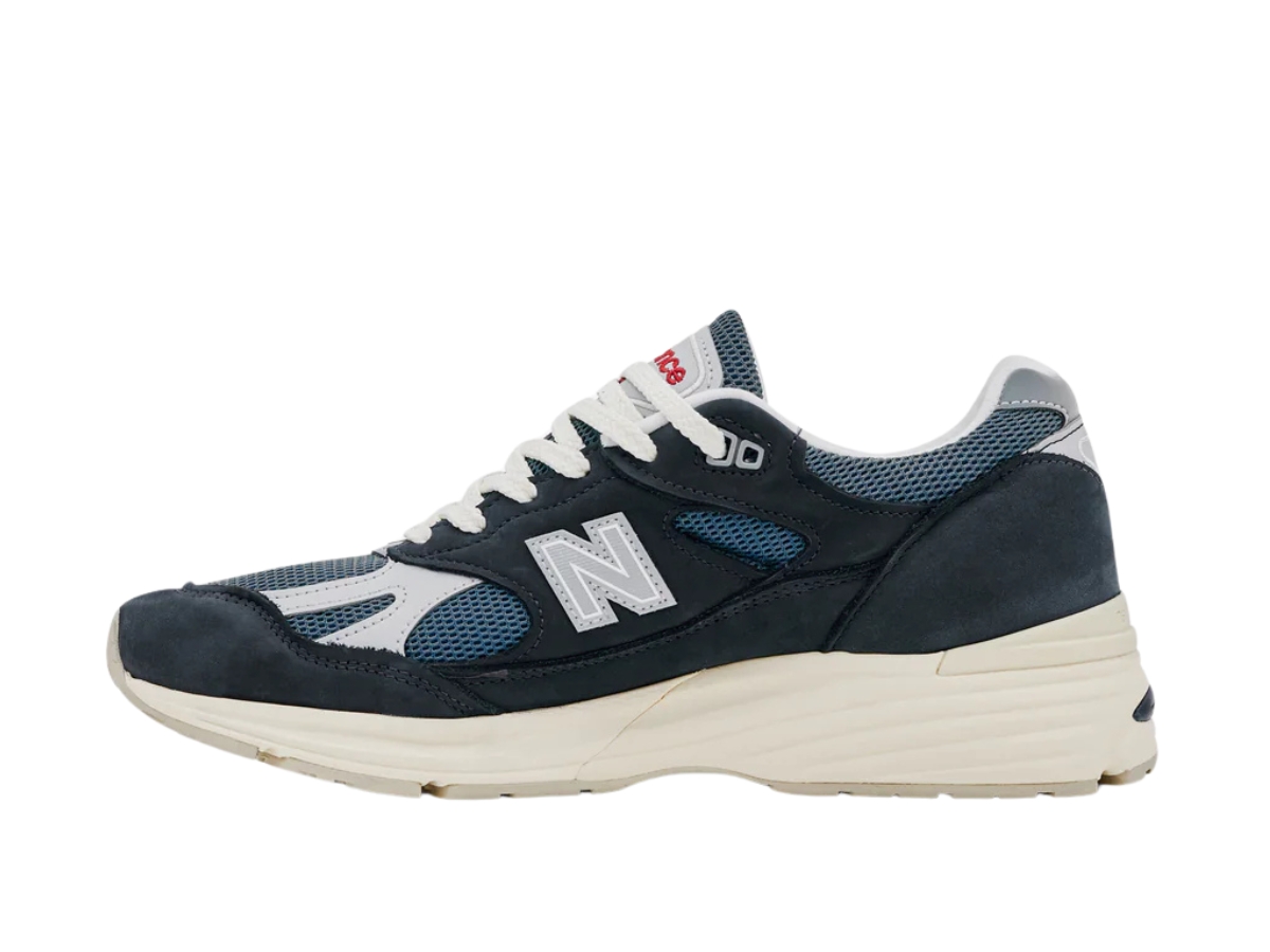 https://d2cva83hdk3bwc.cloudfront.net/U991VN2-new-balance-991v2-miuk-vintage-navy-2.jpg