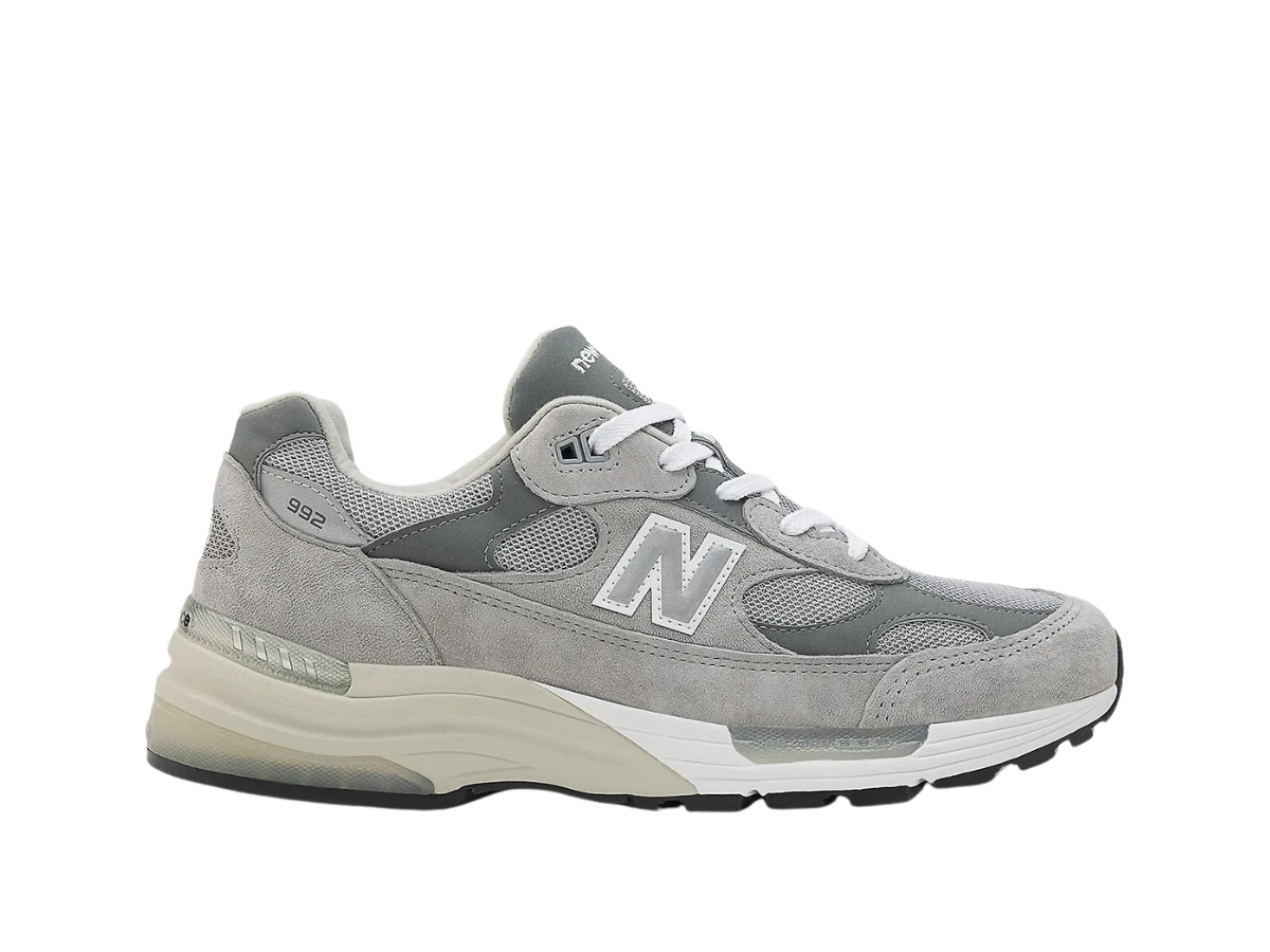 https://d2cva83hdk3bwc.cloudfront.net/U992GY-new-balance-992-miusa-grey-silver-metallic-1.jpg