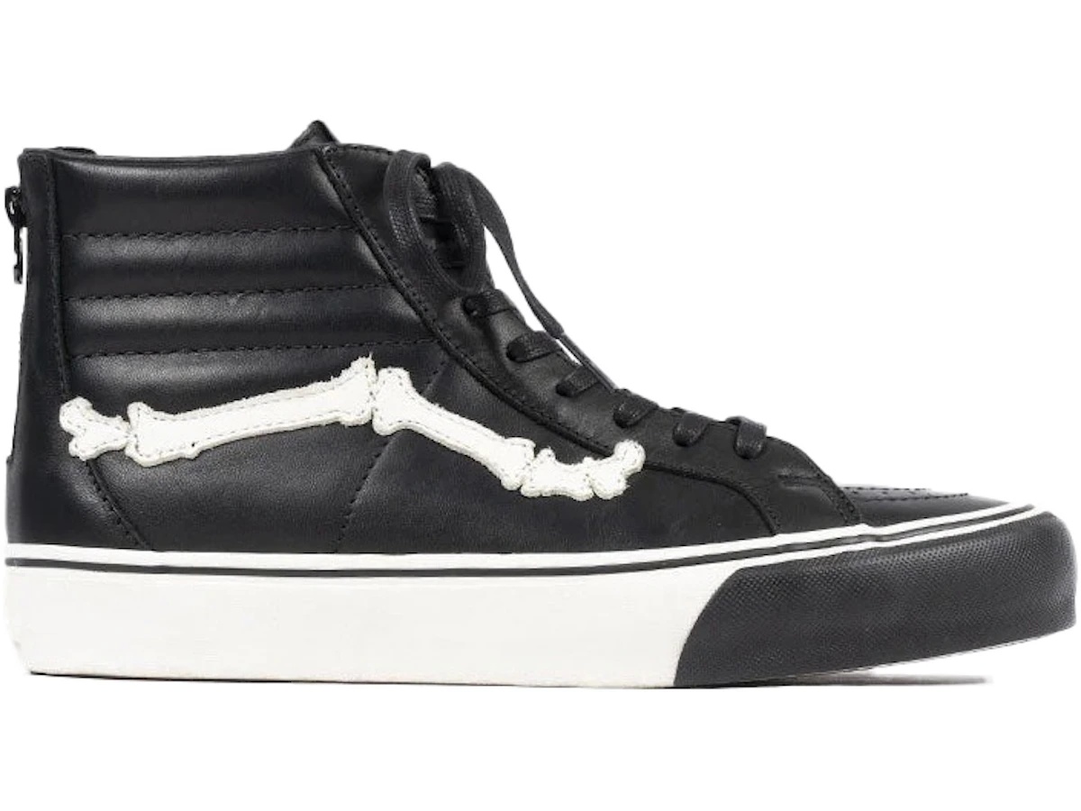 https://d2cva83hdk3bwc.cloudfront.net/VN0000SPA17-vans-sk8-hi-reissue-zip-lx-blends-bones-black-white-1.jpg