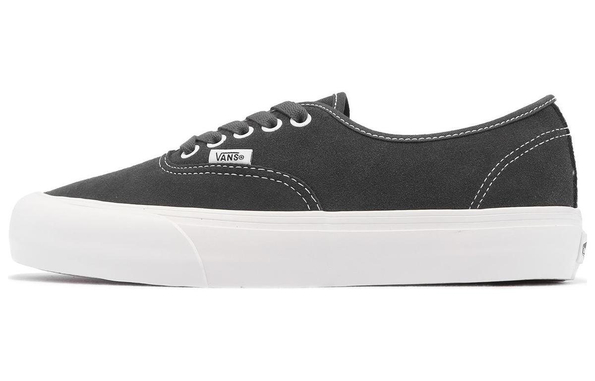 https://d2cva83hdk3bwc.cloudfront.net/VN0005UDBKP-vans-authentic-vr3-1.jpg