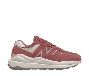 Buy New Balance 57/40 Henna Oyster Pink (Women's) at Sasom – Authentic and Ready to Ship
