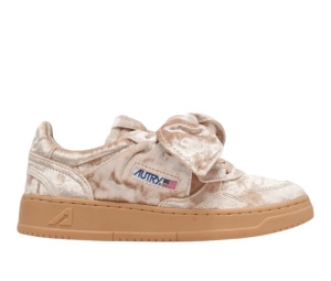 Buy Autry Medalist Low Vel/ Flake Smokegray (Women's) at Sasom – Authentic and Ready to Ship