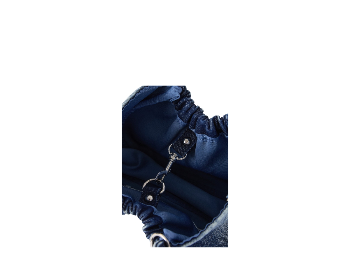 https://d2cva83hdk3bwc.cloudfront.net/ac01-0326-325-0-merge-a-day-bag-mini-denim-fade-3.jpg