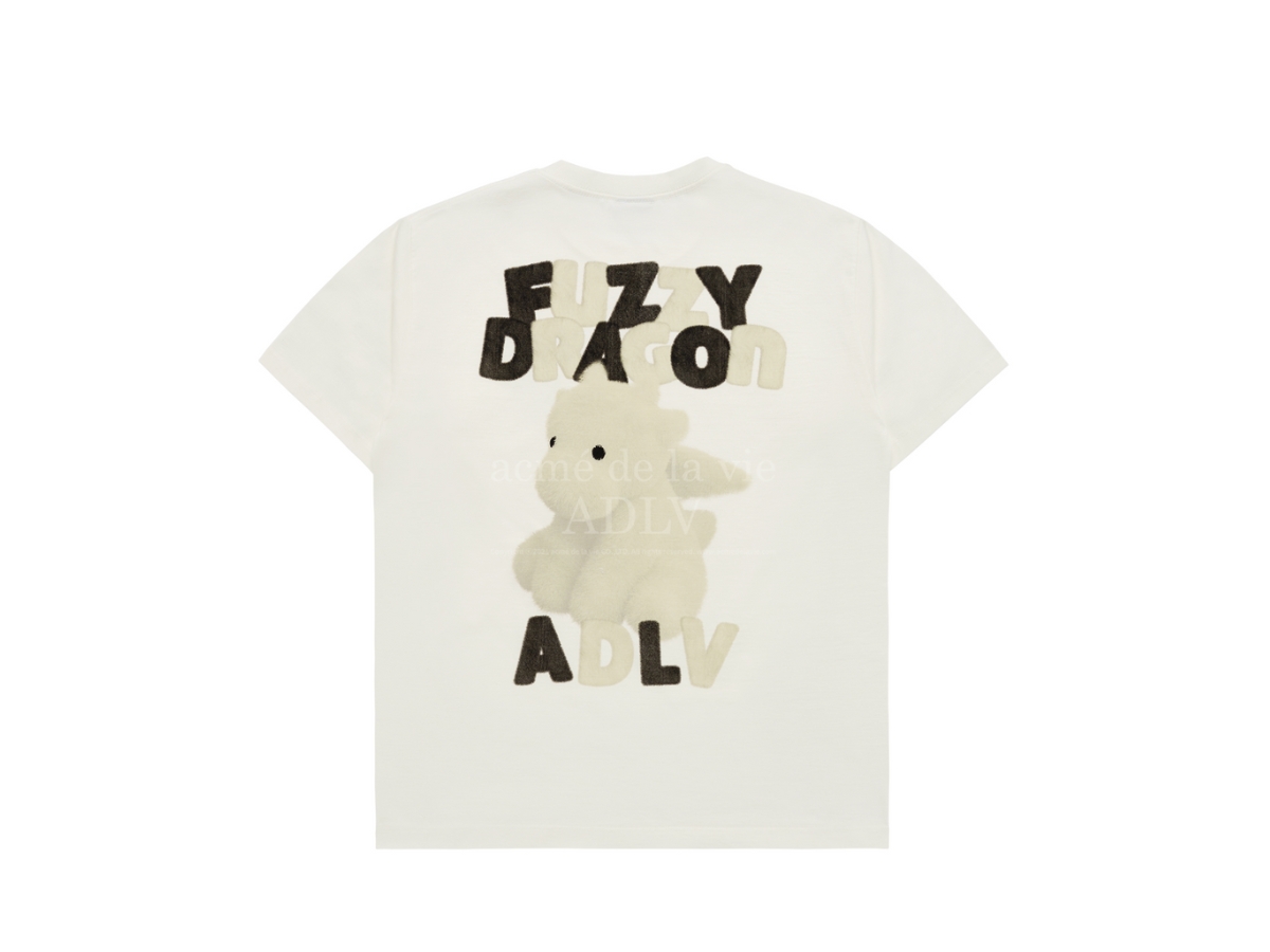 https://d2cva83hdk3bwc.cloudfront.net/acm-de-la-vie-fuzzy-font-dragon-short-sleeve-t-shirt-cream-2.jpg