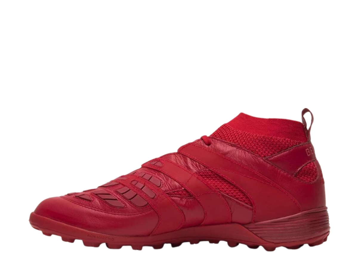 SASOM | รองเท้า adidas Accelerator Turf David Beckham Red เช็คราคา 