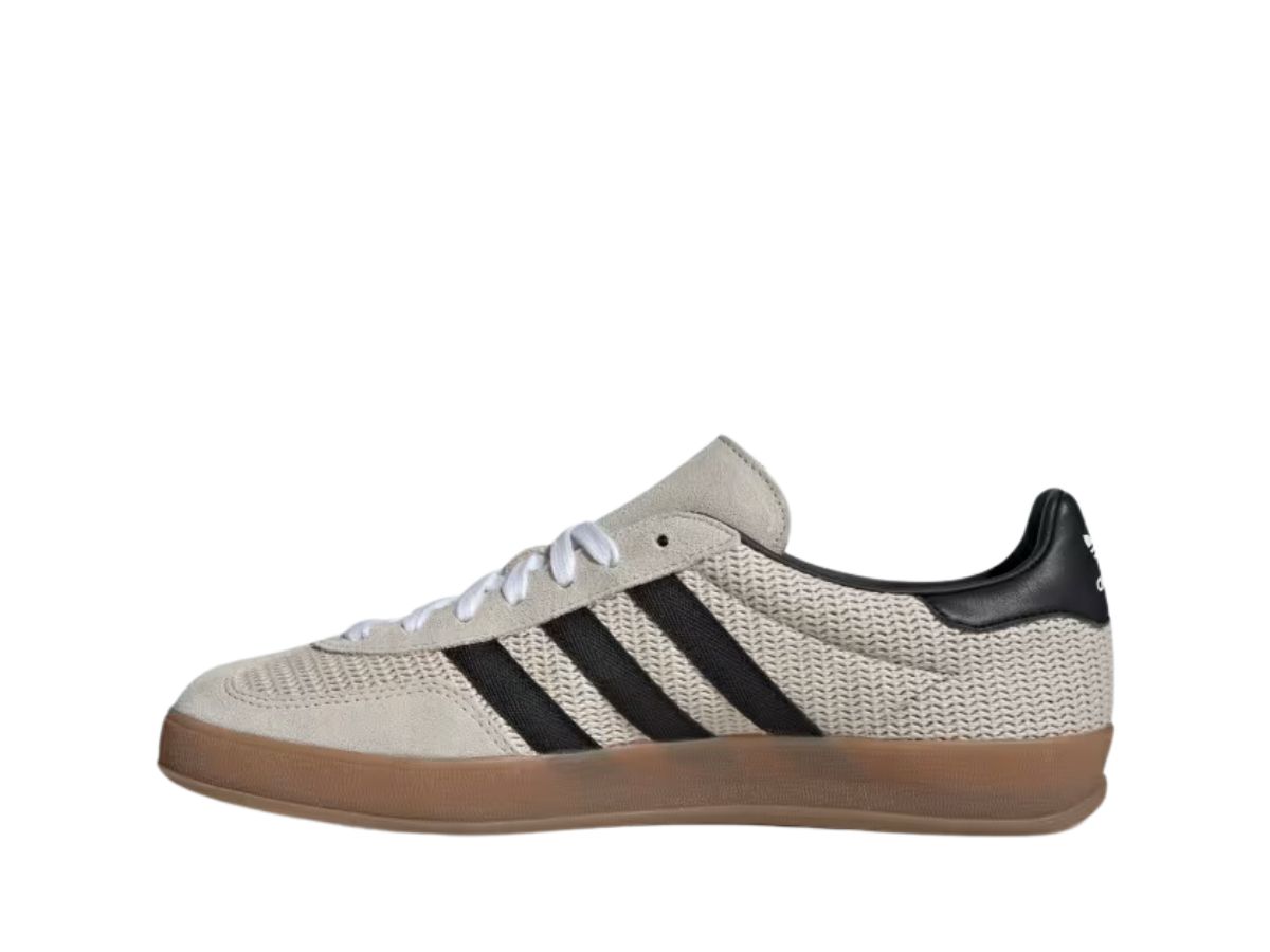 https://d2cva83hdk3bwc.cloudfront.net/adidas-gazelle-indoor-aluminum-core-black-2.jpg