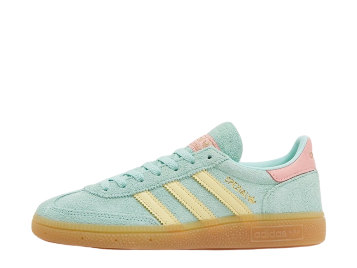 https://d2cva83hdk3bwc.cloudfront.net/adidas-handball-spezial-clear-mint-yellow-w-2.jpg