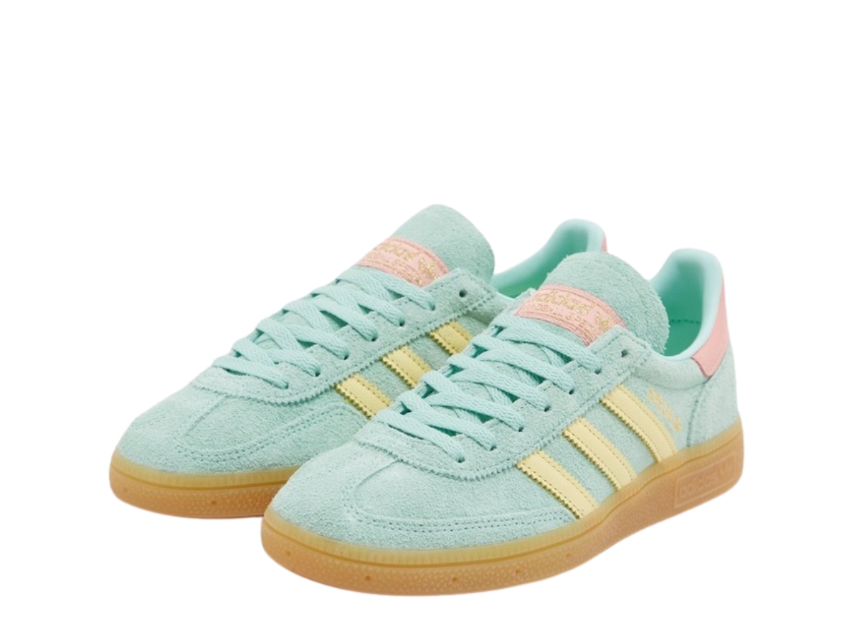 https://d2cva83hdk3bwc.cloudfront.net/adidas-handball-spezial-clear-mint-yellow-w-3.jpg
