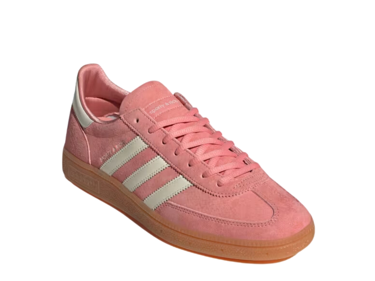 https://d2cva83hdk3bwc.cloudfront.net/adidas-handball-spezial-sporty-rich-originals-shoes-pantone-cream-white-2.jpg