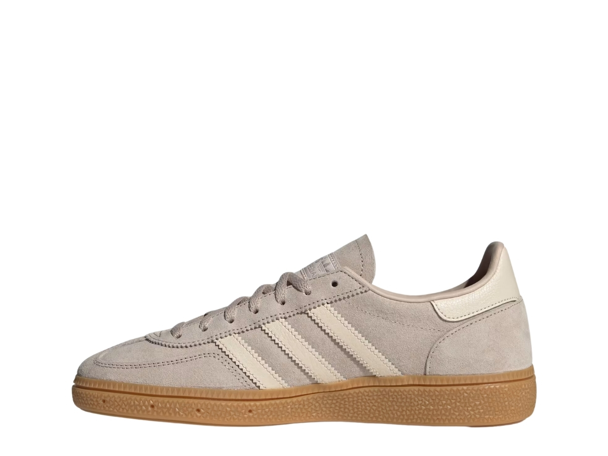 https://d2cva83hdk3bwc.cloudfront.net/adidas-handball-spezial-wonder-taupe-w-2.jpg