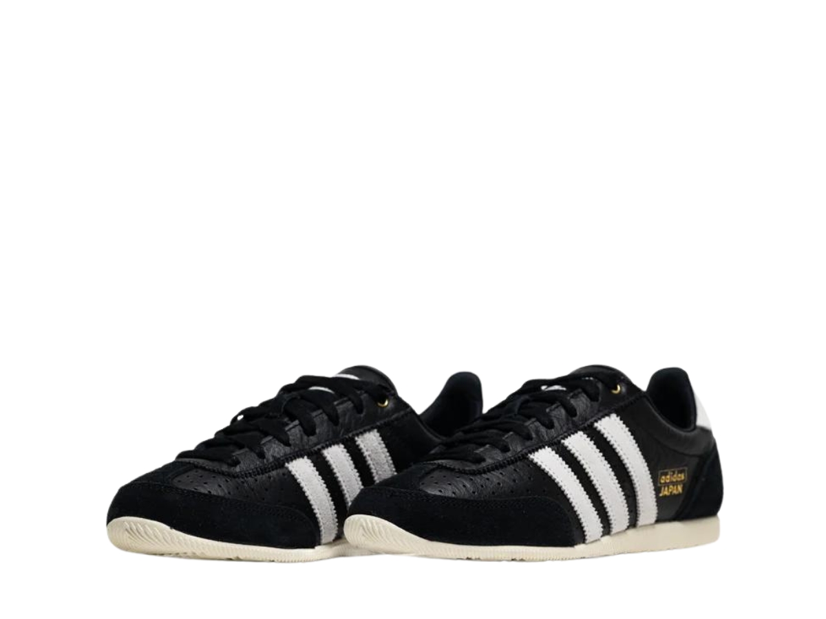https://d2cva83hdk3bwc.cloudfront.net/adidas-japan-core-black-w-3.jpg