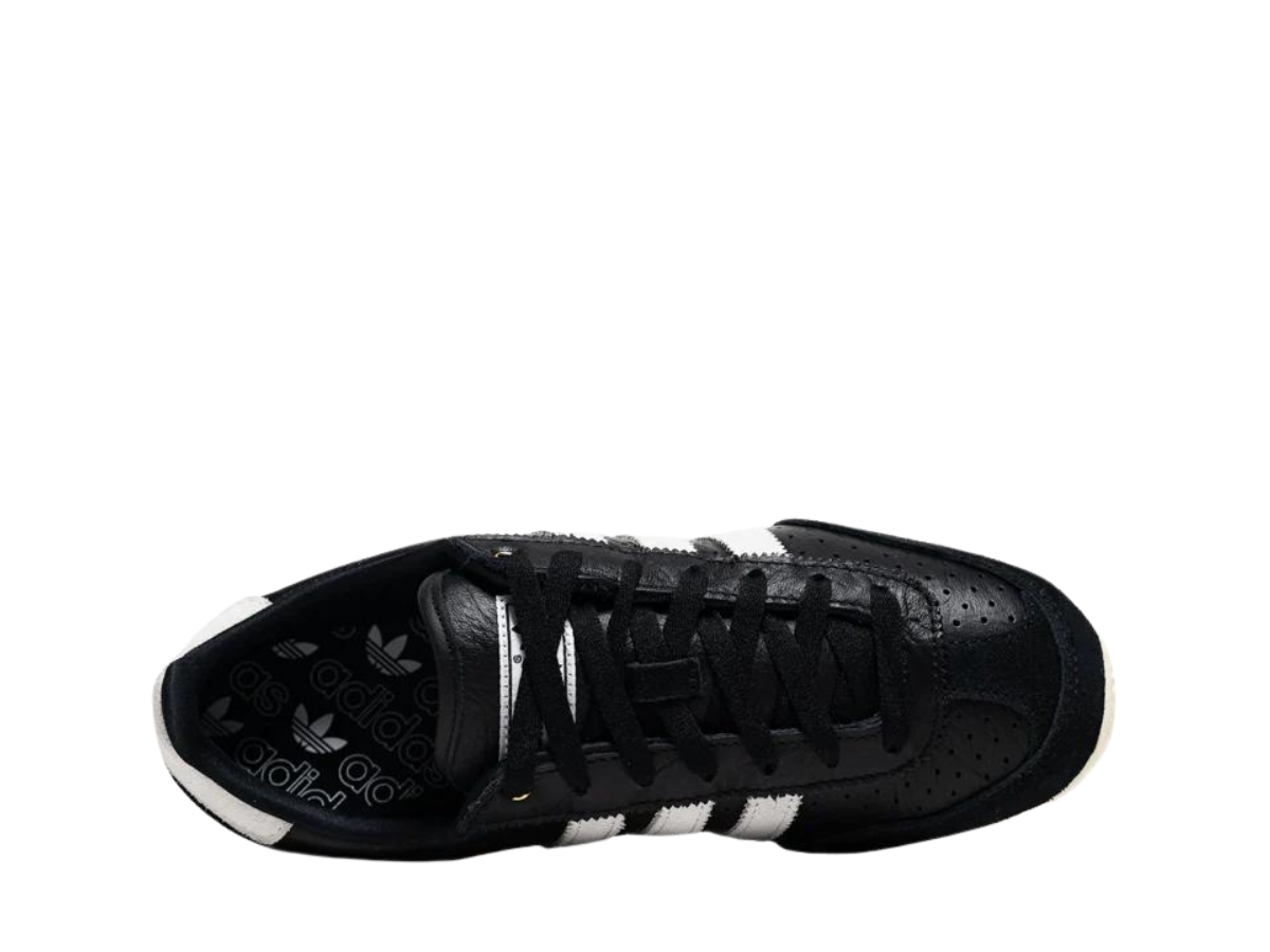 https://d2cva83hdk3bwc.cloudfront.net/adidas-japan-core-black-w-5.jpg
