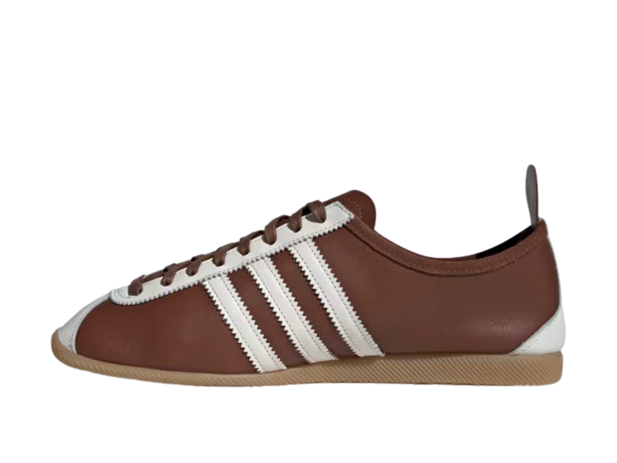 https://d2cva83hdk3bwc.cloudfront.net/adidas-japan-preloved-brown-cloud-white-2.jpg