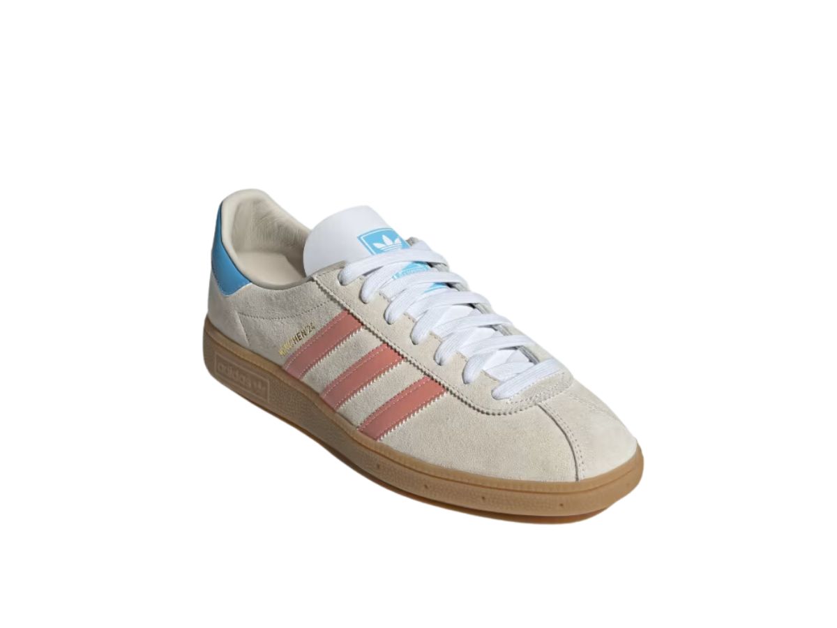 https://d2cva83hdk3bwc.cloudfront.net/adidas-munchen-24-wonder-clay-semi-blue-burst-3.jpg