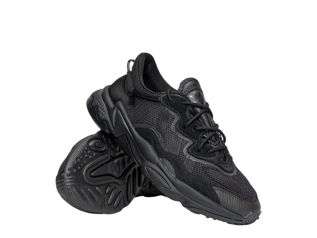 https://d2cva83hdk3bwc.cloudfront.net/adidas-ozweego-black-carbon-3.jpg