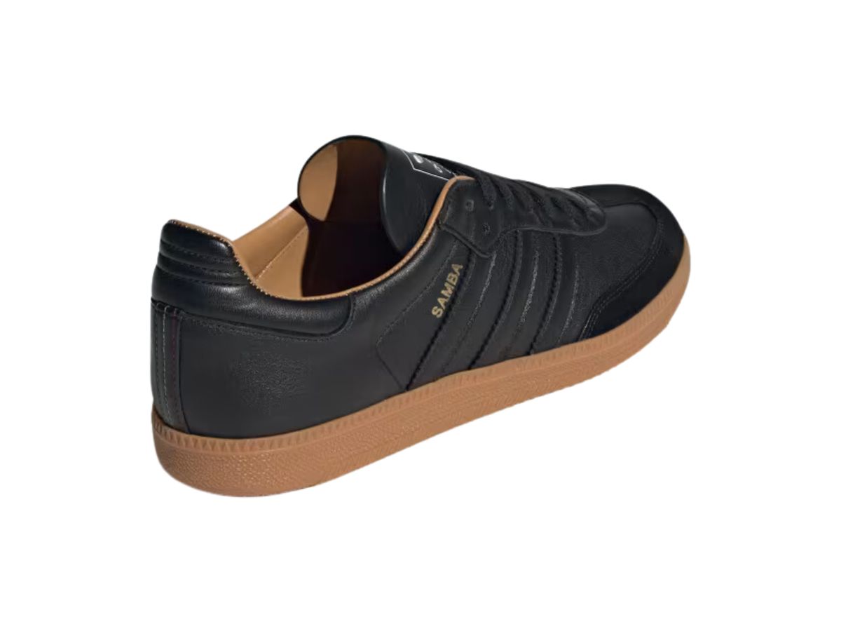 https://d2cva83hdk3bwc.cloudfront.net/adidas-samba-og-made-in-italy-black-gum-4.jpg