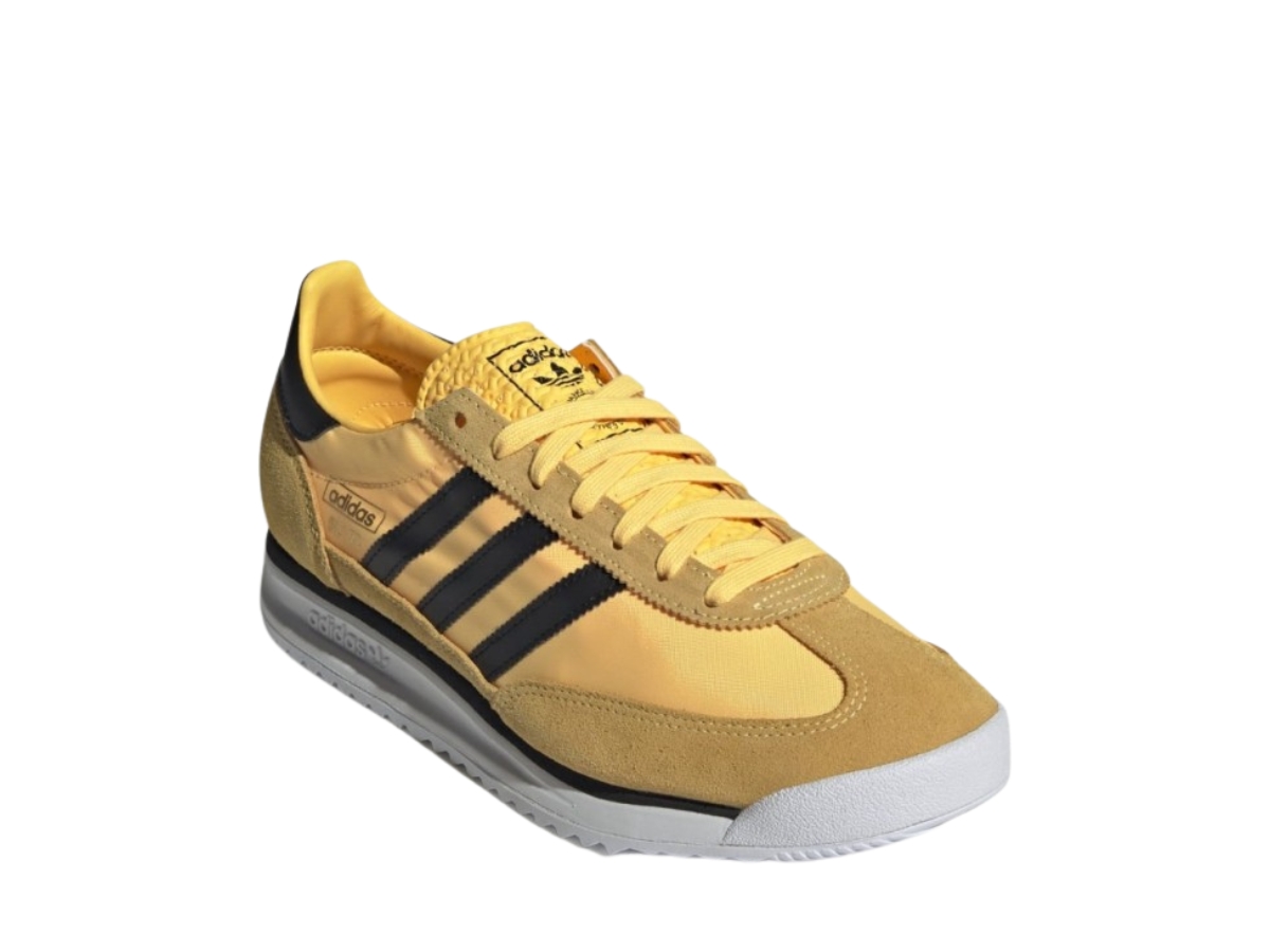 https://d2cva83hdk3bwc.cloudfront.net/adidas-sl-72-rs-spark-3.jpg