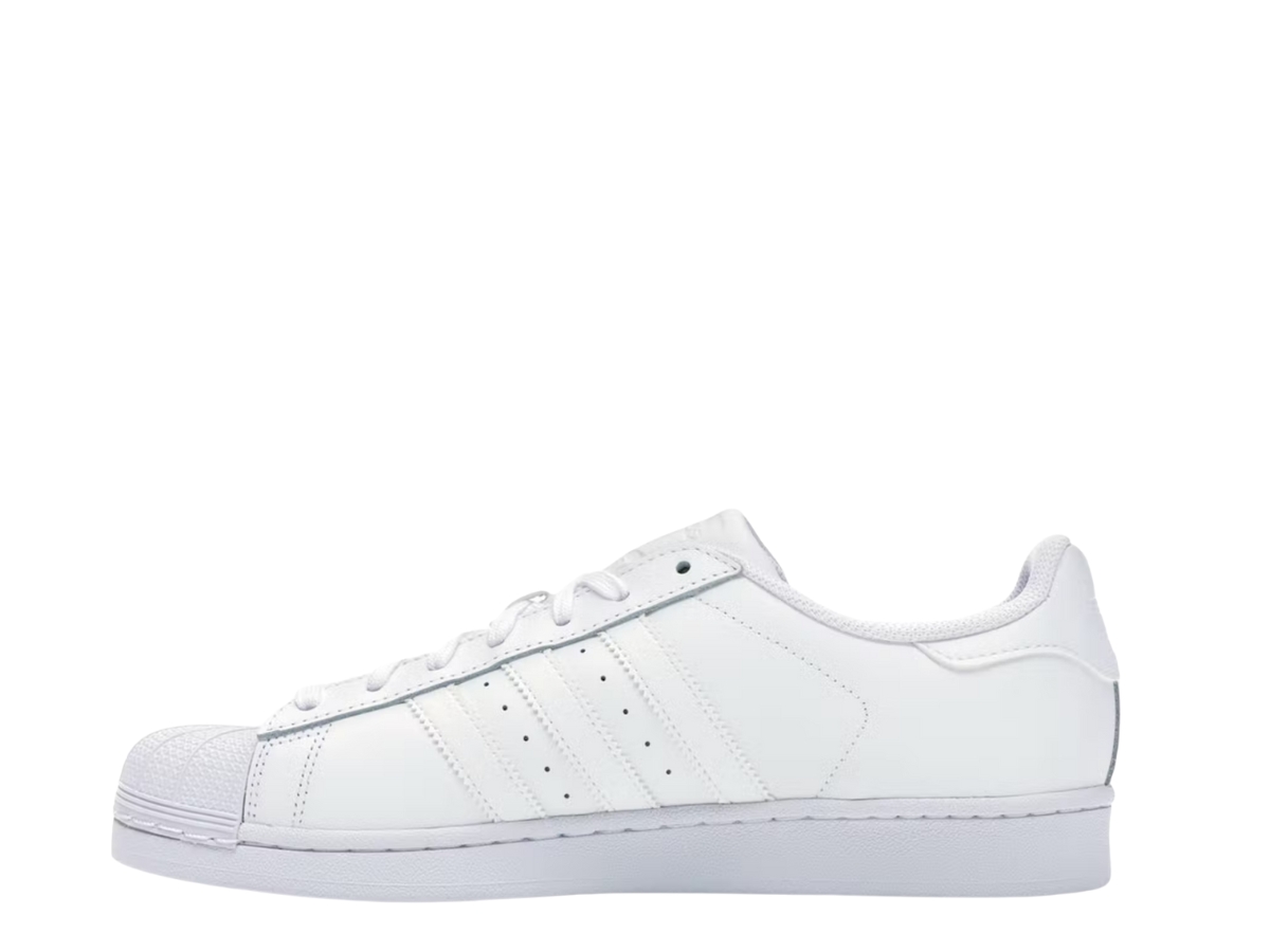 https://d2cva83hdk3bwc.cloudfront.net/adidas-superstar-white-2.jpg