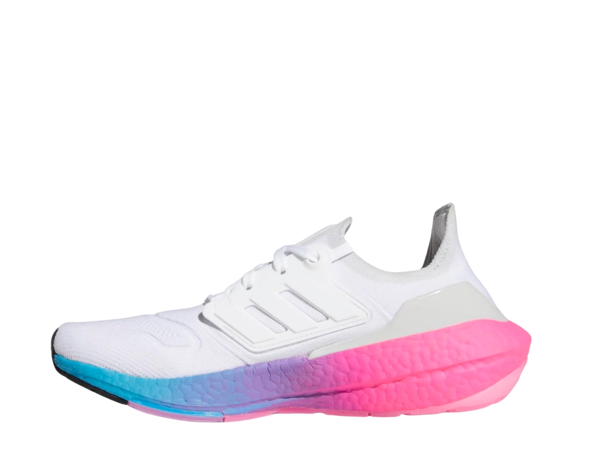 https://d2cva83hdk3bwc.cloudfront.net/adidas-ultra-boost-22-team-shock-pink-bright-blue--w--2.jpg