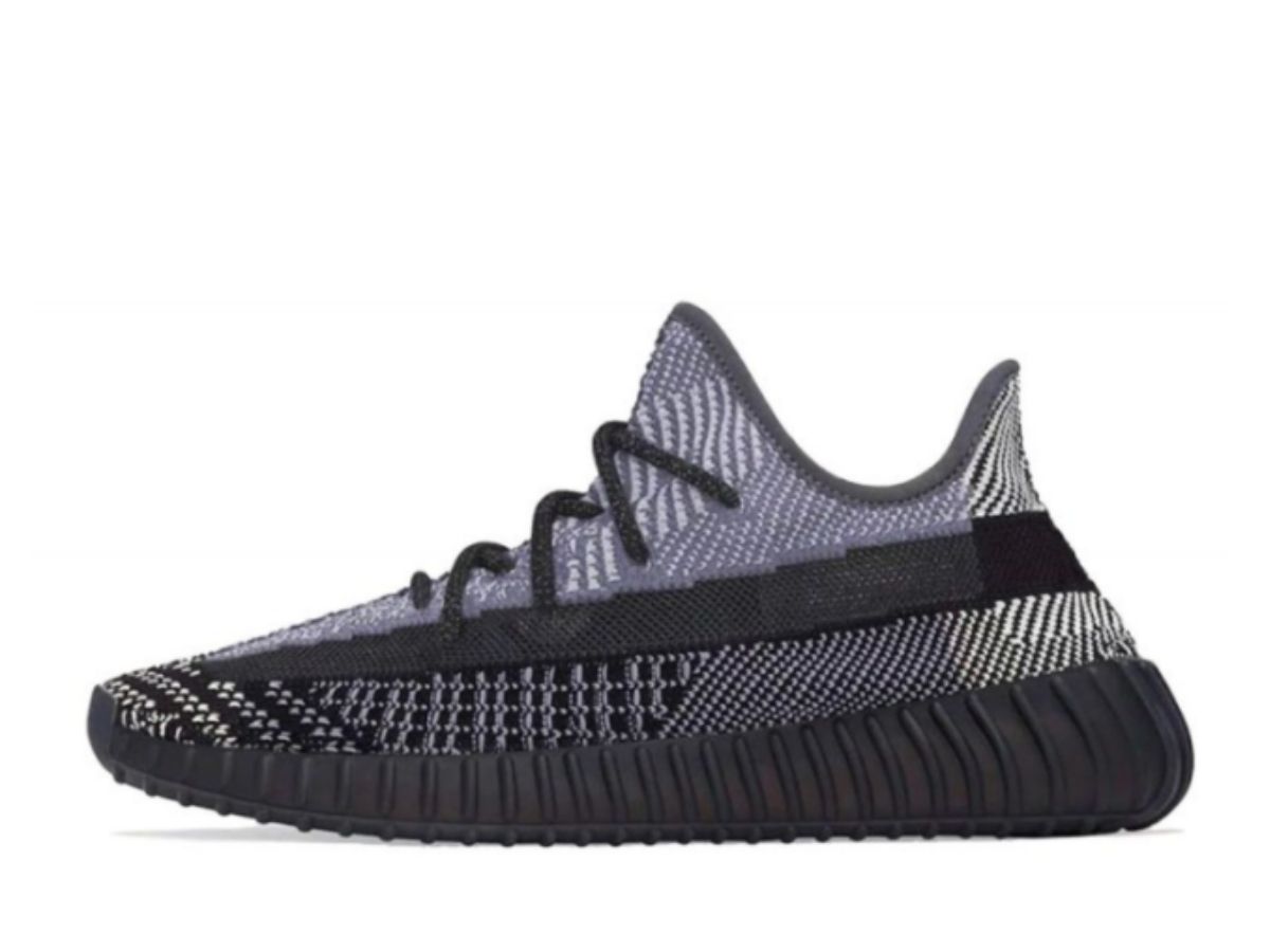 https://d2cva83hdk3bwc.cloudfront.net/adidas-yeezy-boost-350-v2-oreo-2.jpg