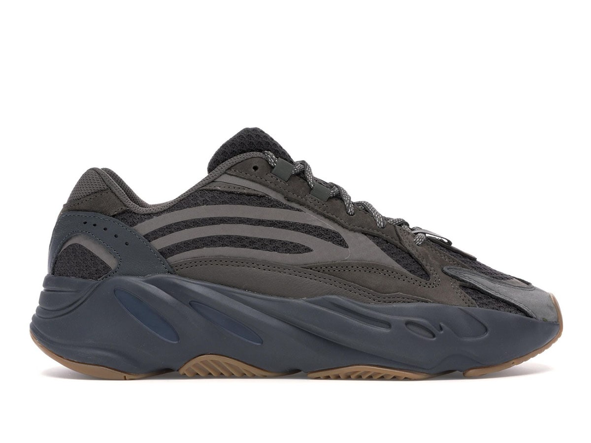 SASOM | shoes adidas Yeezy Boost 700 V2 Geode Check the latest price now!