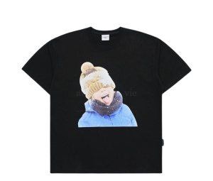 Buy acmé de la vie Baby Face Yellow Beanie Boy Short Sleeve T-Shirt Black at Sasom – Authentic and Ready to Ship