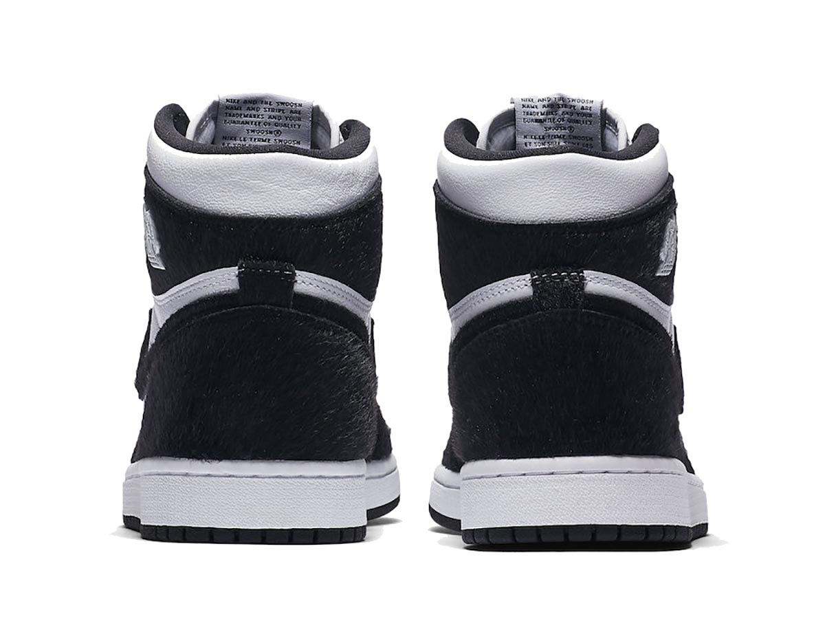 https://d2cva83hdk3bwc.cloudfront.net/air-jordan-1-retro-high-black-white-w-2.jpg